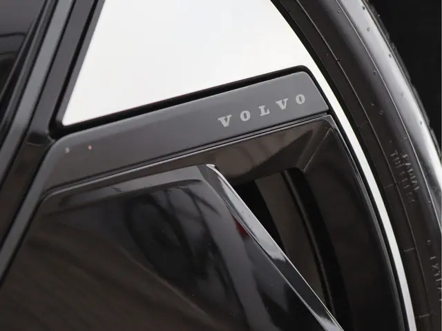 Volvo EX90 Twin Motor Ultra 7P 111kWh 2025 Elektrisch 14