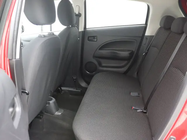 Mitsubishi Space Star 1.0 Bright 2015 Benzine 14