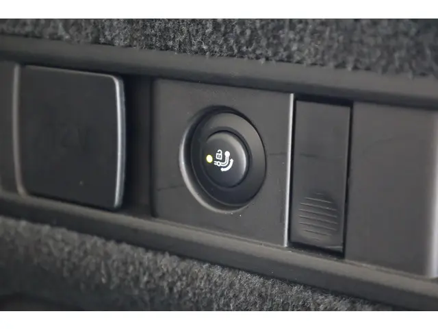 BMW X5 xDrive45e 2021 Hybride Benzine 32