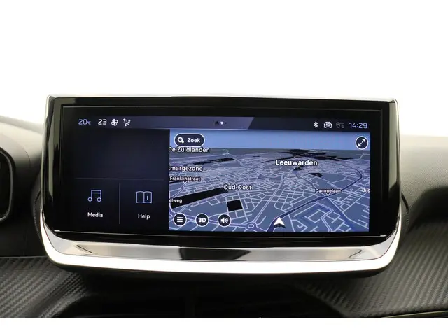 Peugeot 208 1.2 PureTech 100 Allure 2024 Benzine 21