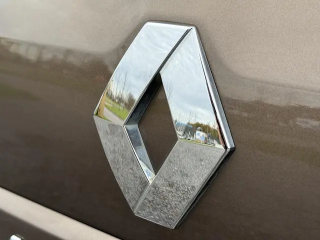 Renault Captur 0.9 TCe Expression 2015 Benzine 32