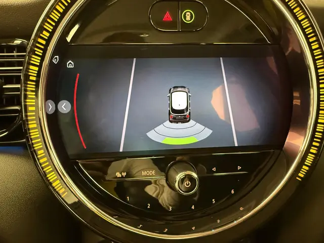 MINI 5-Deurs Cooper 2023 Benzine 27