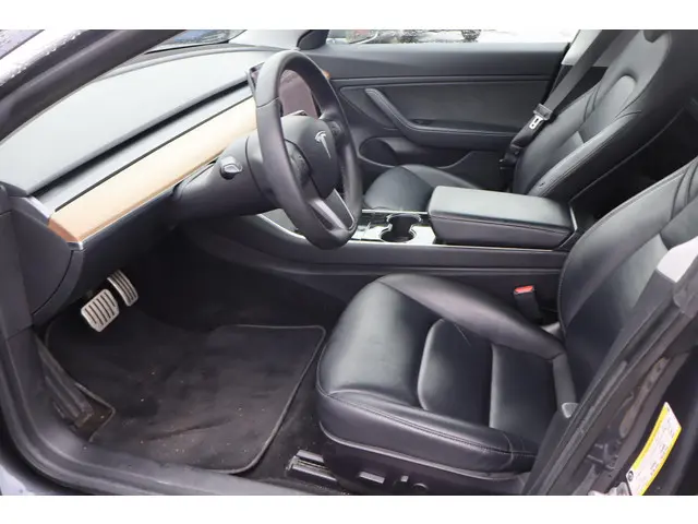 Tesla Model 3 Performance AWD 75 kWh 2019 Elektrisch 20