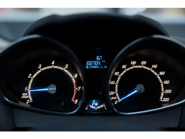 Ford Fiesta 1.0 White Edition AIRCO 2015 Benzine 11