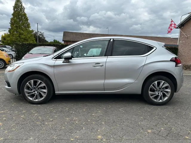Citroën DS4 1.6 VTi So Chic. 94.500 KM. 2014 Benzine