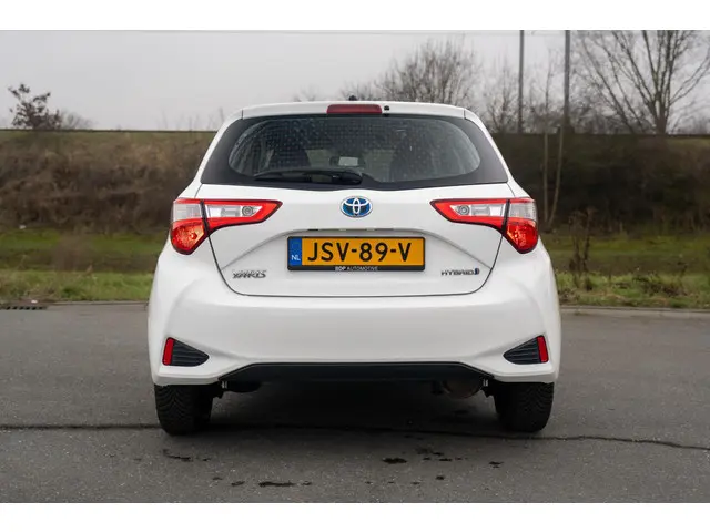 Toyota Yaris 1.5 Hybrid Active 2019 Hybride Benzine 33