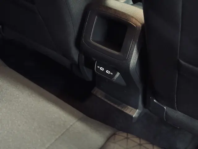 Volkswagen T-Cross 1.0 TSI Life DSG 2022 Benzine 26