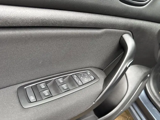 Renault Mégane Estate 1.3 TCe 140 Equilibre 2023 Benzine 9