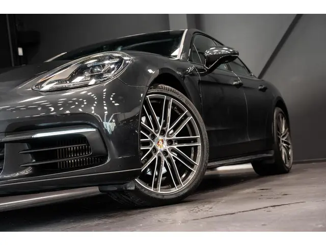 Porsche Panamera 2.9 4S 2017 Benzine 24