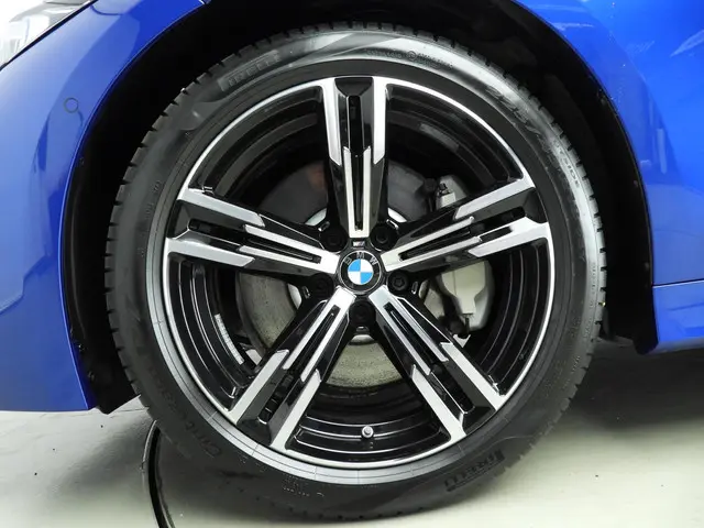 BMW 3 Serie Sedan 330d xDrive 2024 Diesel 47