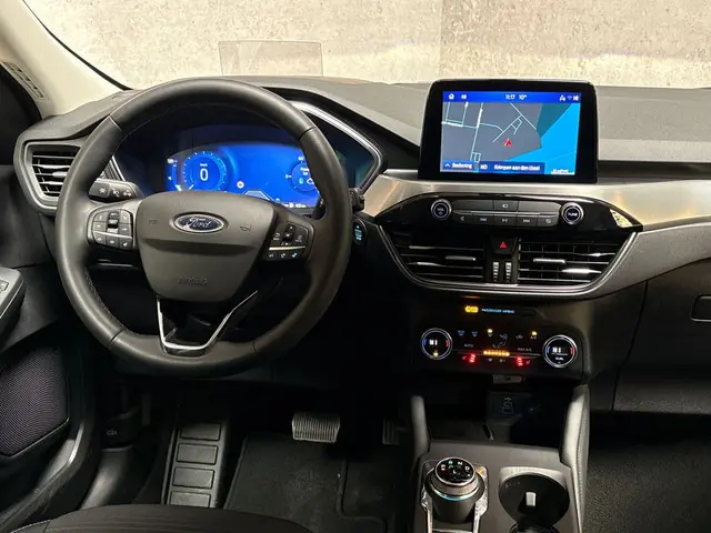Ford Kuga Titanium X 2022 Hybride Benzine 7