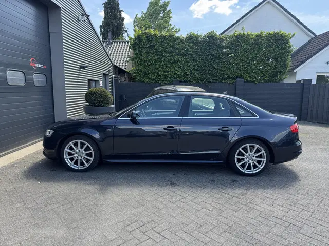 Audi A4 Limousine 1.8 TFSI S Edition 2015 Benzine 7