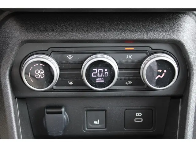 Dacia Jogger TCe 110 Extreme 7p. 2025 Benzine 25