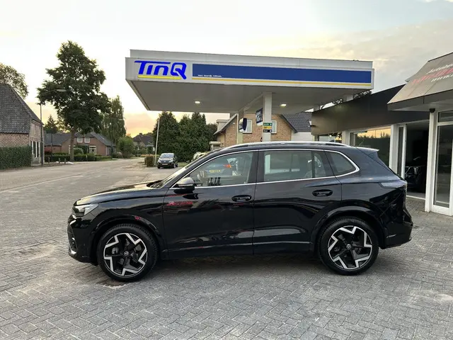 Volkswagen Tiguan 2.0 TDI R-Line Business+ 2024 Diesel 5
