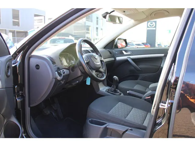 Škoda Octavia Combi 1.2 TSI Active 2013 Benzine 13