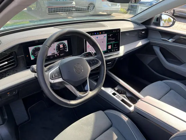 Volkswagen Passat Variant 1.5 eTSI Business 2024 Benzine 7
