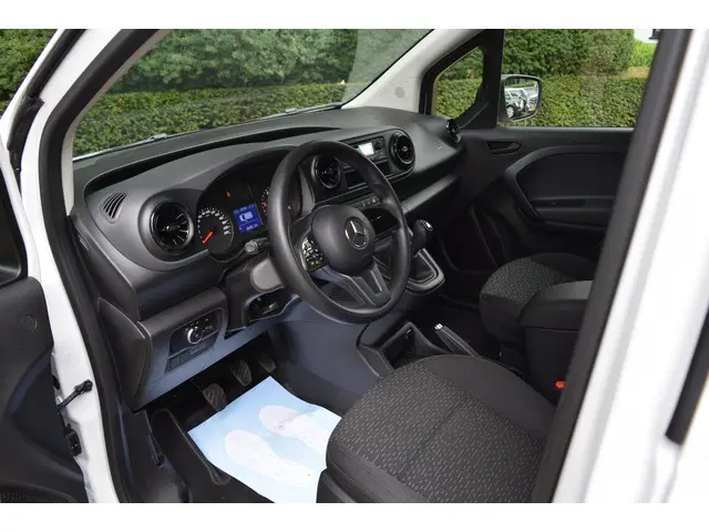 Mercedes-Benz Citan 108 CDI L1 Pro 2022 Diesel 13