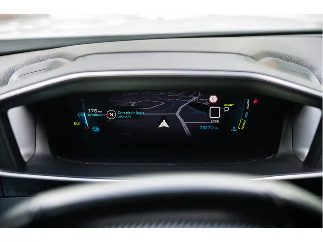 Peugeot e-2008 EV Allure Pack 50 kWh 2021 Elektrisch 35