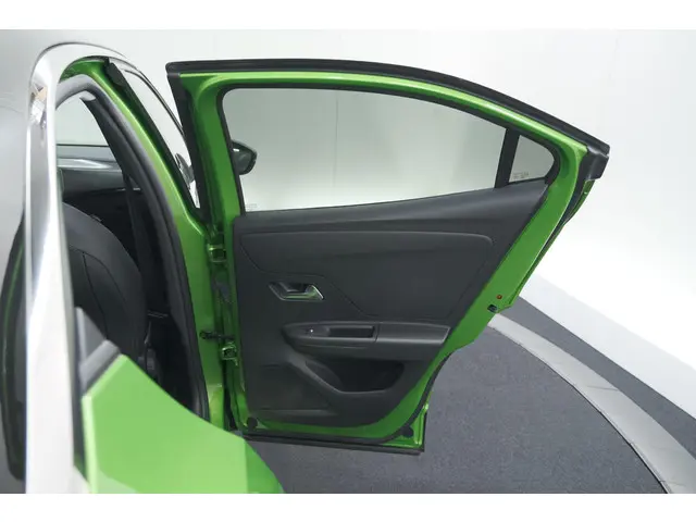 Opel Mokka-e Electric Level 3 50 kWh 2023 Elektrisch 60