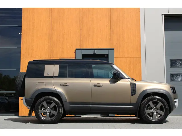 Land Rover Defender HSE 2.0 D240 110 | Mat PPF 2020 Diesel 16