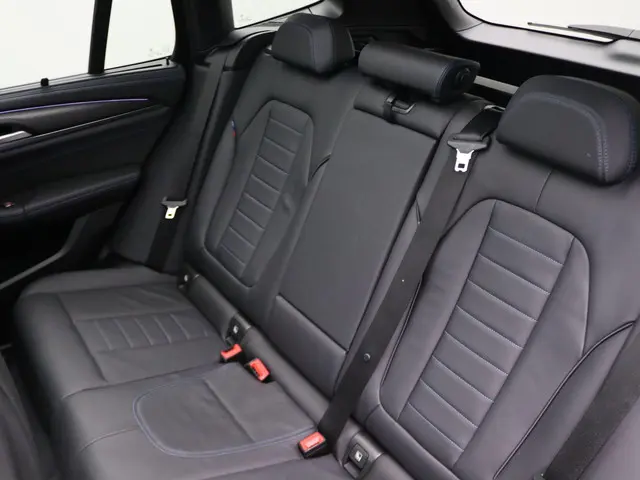 BMW X3 xDrive30e 2023 Hybride Benzine 26