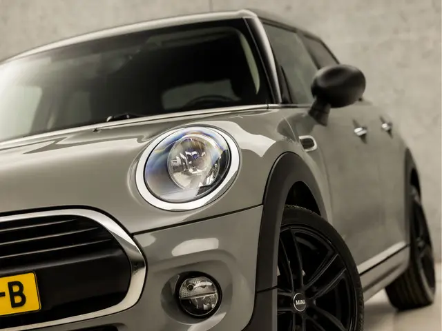 MINI One 1.5 One Sport 2019 Benzine 13