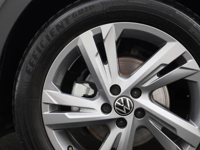 Volkswagen Taigo 1.0TSI/116PK R-Line DSG 2024 Benzine 26