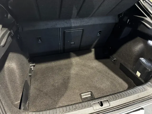 CUPRA Formentor 2.0 TSI VZ 2023 Benzine 35