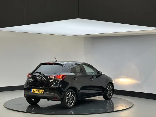Mazda 2 1.5 Skyactiv-G GT-M Line 2016 Benzine 12