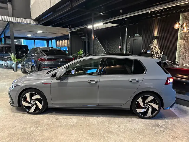 Volkswagen Golf 2.0 TSI GTI|PANO|NARDO|BOMVOL 2020 Benzine 8