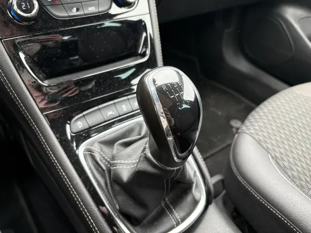 Opel Astra 1.4 Edition 2016 Benzine 10