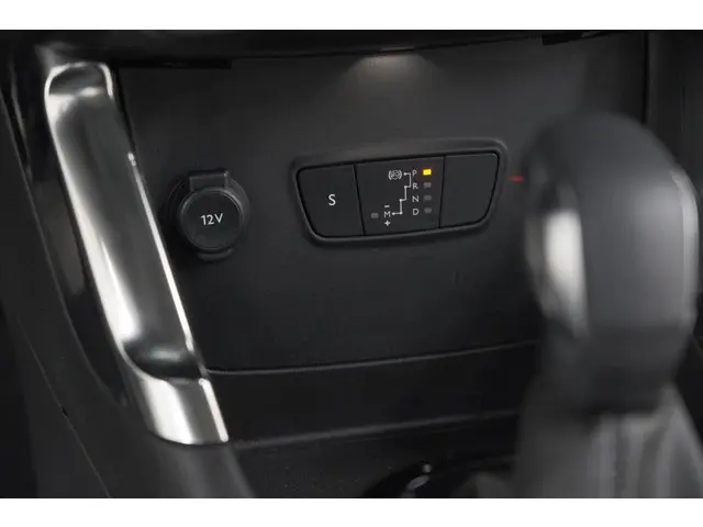 Citroën C3 Aircross PureTech 130 EAT6 Max 2024 Benzine 41