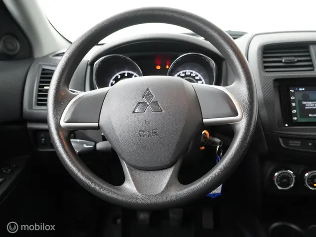 Mitsubishi ASX 1.6 Cleartec Bright 2015 Benzine 11