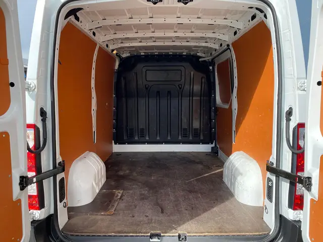 Opel Movano 2.3 CDTI L1H1 2017 Diesel 12