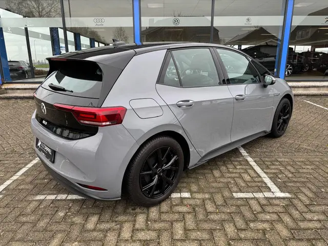 Volkswagen ID.3 Pure 45 kWh 2021 Elektrisch 6