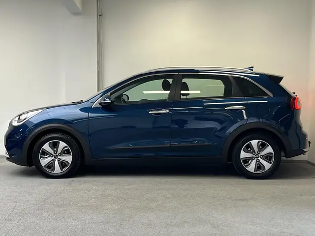 Kia Niro 1.6 GDi Hybrid DynamicLine 2018 Hybride Benzine 8