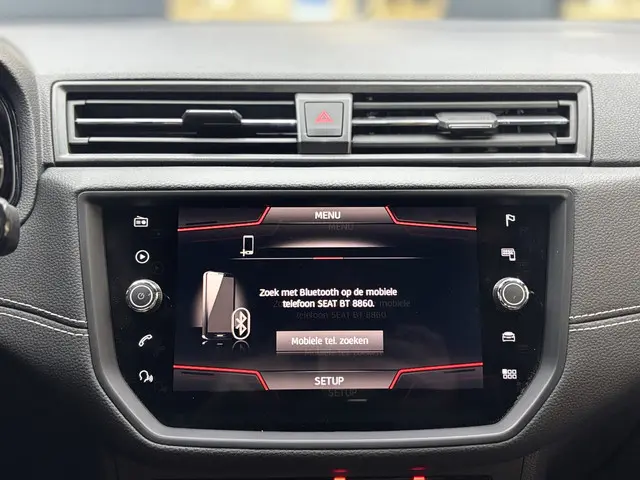 SEAT Arona TSI 1.0 X Cellence 2020 Benzine 26