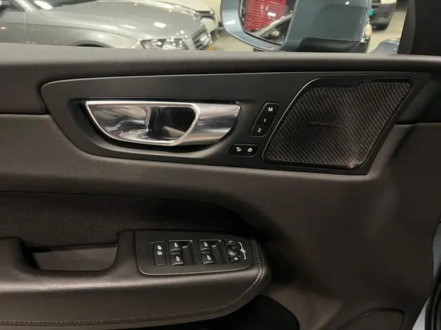 Volvo XC60 2.0 D4 Inscription 2020 Diesel 17