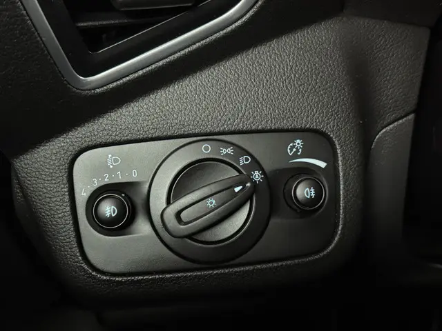 Ford Kuga 1.5 Titanium 2015 Benzine 29