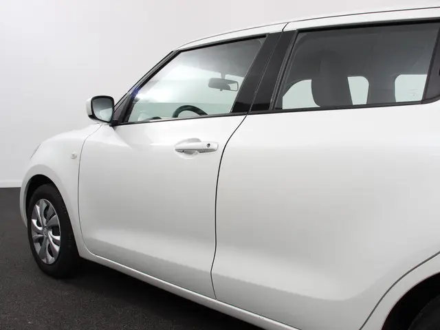 Suzuki Swift 1.2 Hybrid Club 2021 Benzine 28