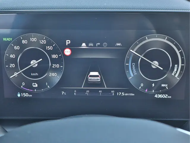 Kia Niro EV ExecutiveLine 64.8 kWh 2024 Elektrisch 12