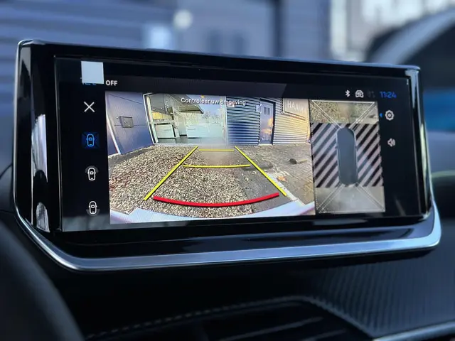 Peugeot 2008 1.2 Hybrid 145 GT 2026 Hybride Benzine 22