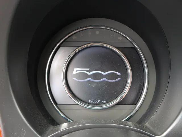 Fiat 500 1.2 Lounge 2015 Benzine 11