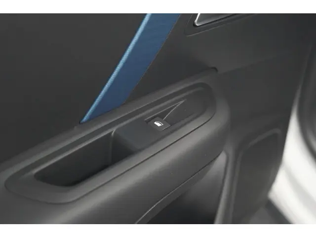 Citroën ë-C4 Feel Pack 50 kWh 2023 Elektrisch 32