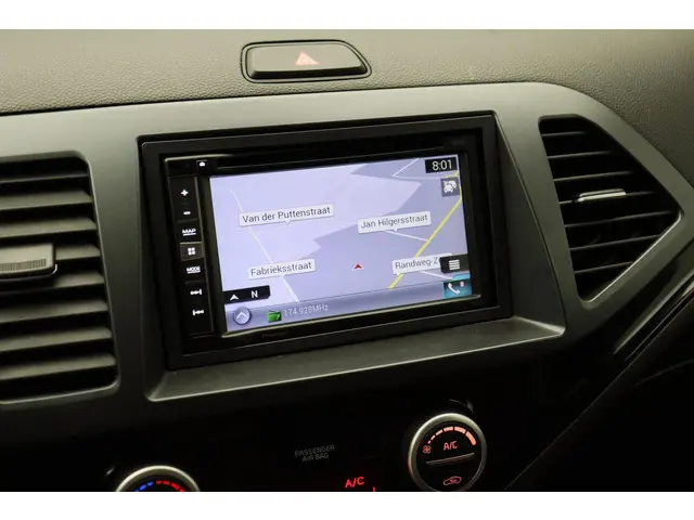 Kia Picanto 1.2 CVVT SportsLine 2015 Benzine 3