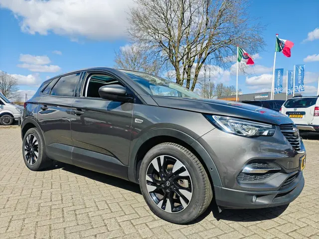 Opel Grandland X 1.2 Turbo Innovation 2020 Benzine 6