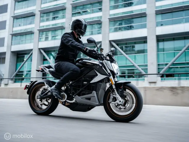 Zero SR/F Motorcycles ZF17.3 2025 Elektrisch 4