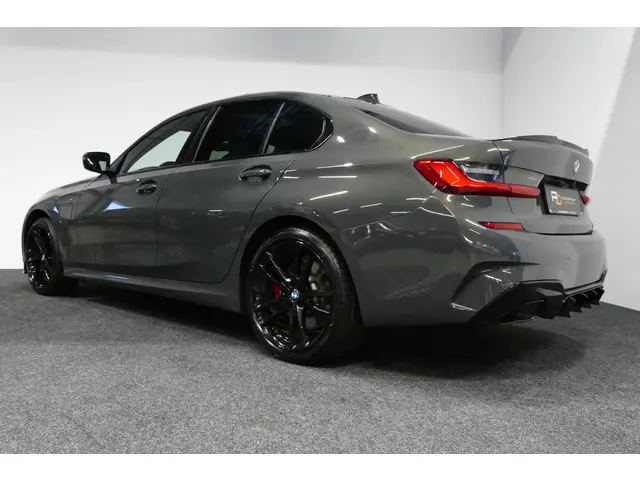 BMW 3 Serie 330e xDrive M Sport 2021 Hybride Benzine 4