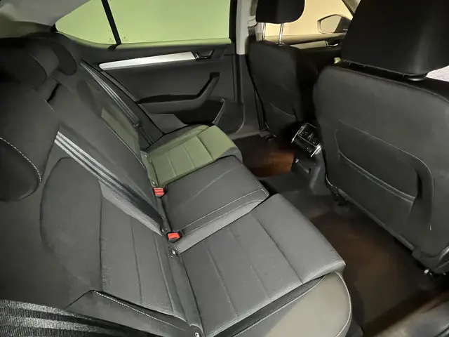 Škoda Superb 1.4 TSI ACT Ambition Business 2017 Benzine 8