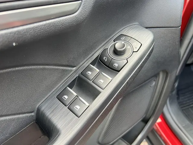 Ford Kuga 2.5 PHEV Titanium 2022 Hybride Benzine 21